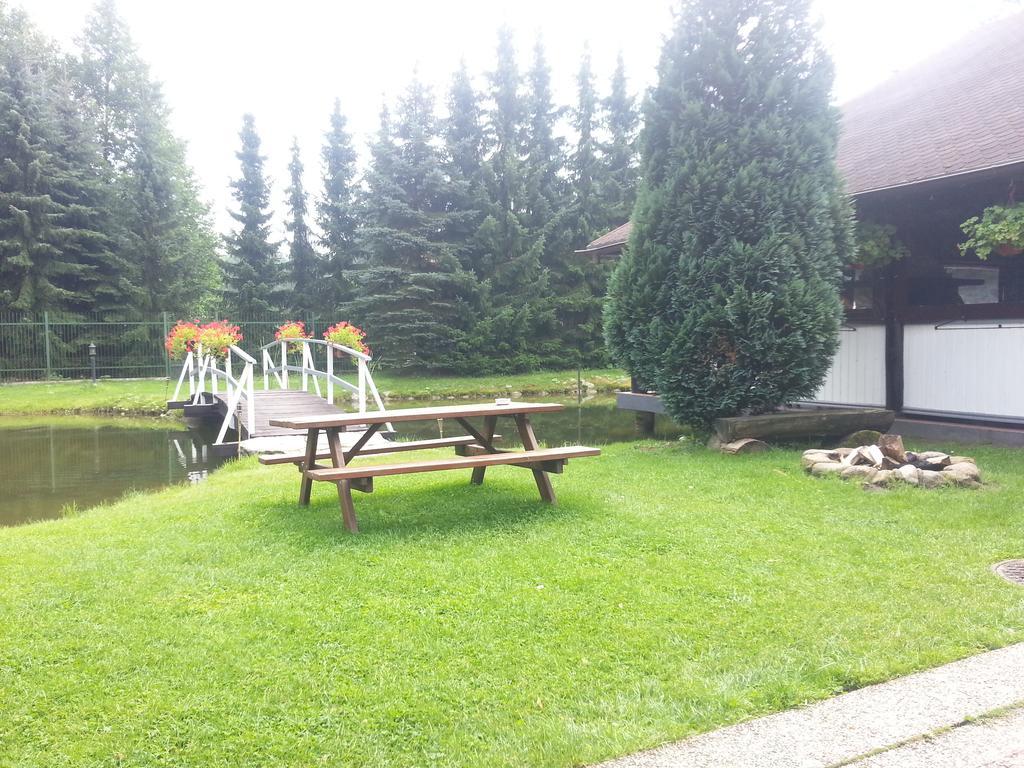 Jastrowie Uroczysko B&B 외부 사진